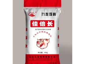 配合飼料